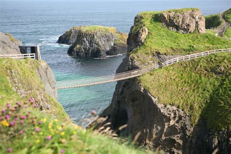 Northern Ireland Travel Guide