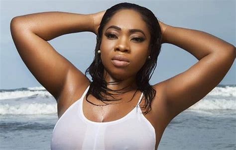 Moesha Boduong Goes Naked To Tell Efia Odo She Is Still The Queen Of Nudes E Tvghana