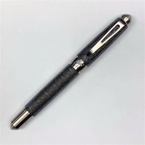 Aqua Lume Fountain Pen | Grayson Tighe