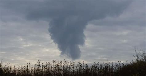 See A Funnel Like Cloud Not A Threat Says Nws