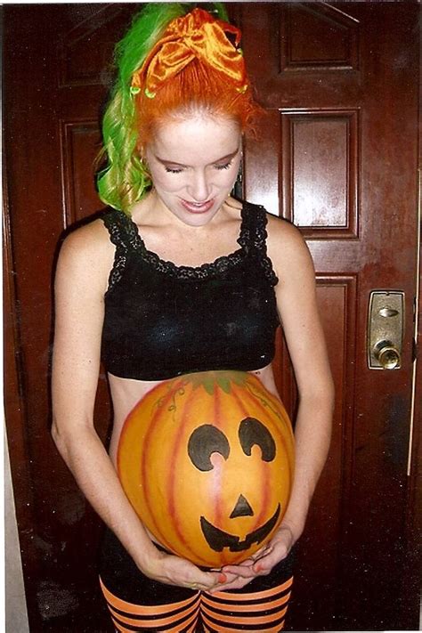 Pumpkin Belly Pregnant Halloween Costumes Pregnant Halloween Cool Halloween Costumes