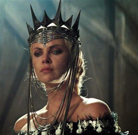 Queen Ravenna Crown