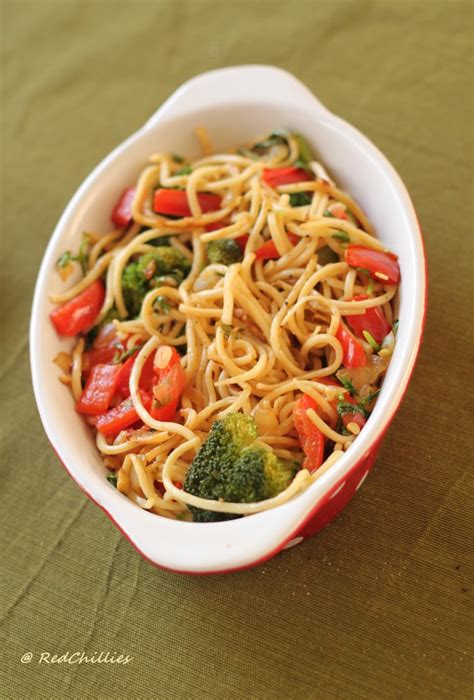 Simple Noodles With Vegetables Redchillies