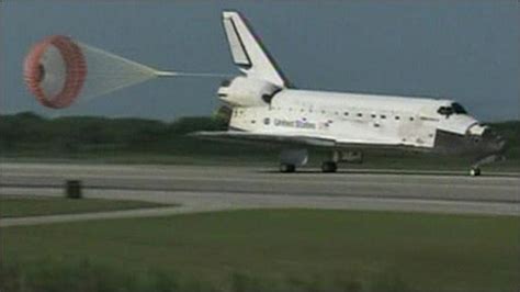 Bbc News Space Shuttle Discovery Returns To Earth