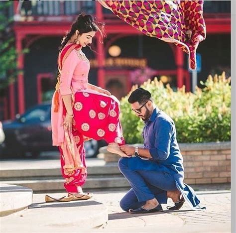 Pin By •b Ł Ú Ñ T☠️💯🔥 On Photography Indian Wedding Couple