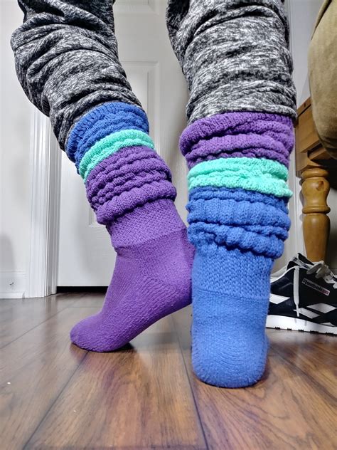 80s fashion slouch socks