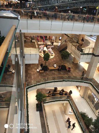 Besiktas is a famous istanbul neighborhood spreading on the european northern side around the famous there are shops and restaurants that can please you. Capitol Shopping Center Uskudar (Istanbul) - 2021 All You ...