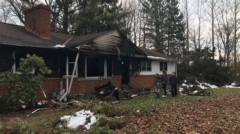 Mother rescues 4 children from house fire in Madison Township, Ohio