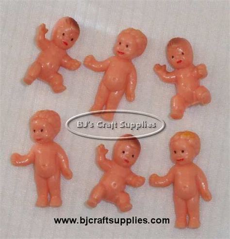 Miniature plastic babies measure 1 long x 0.5 my family and i were looking for a little baby jesus for our nativity set. Mini Plastic Babies - Baby Shower Decoration Ideas - Baby ...
