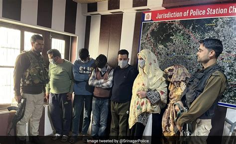 Sex Racket Busted In Srinagar 5 People Including A Couple Arrested