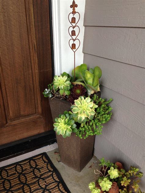 Best Front Door Flowers Pot Ideas 2 In 2020 Porch Flowers Potted