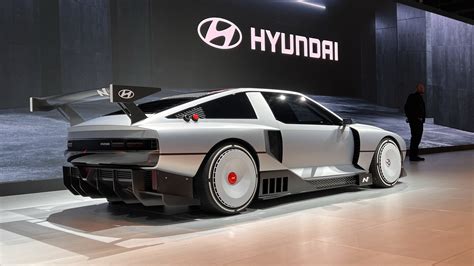 Hyundai N Vision 74 Concept Make Us Debut At The La Auto Show Evmagz