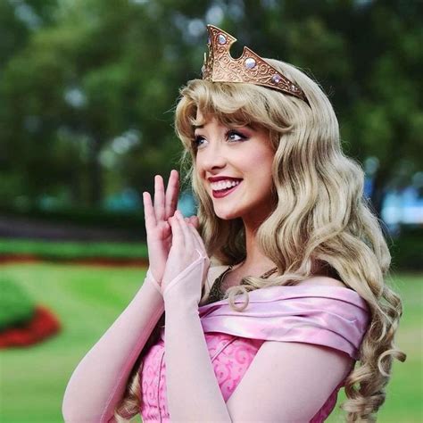 Princess Aurora Walt Disney World Face Character Sleeping Beauty