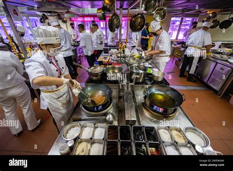 Kuala Lumpur, Malaysia. 27th Dec, 2022. Chefs compete during the 2nd