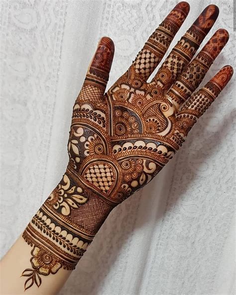 Short Mehndi Designs For Front Hand Simple And Easy Front Hand Thumb