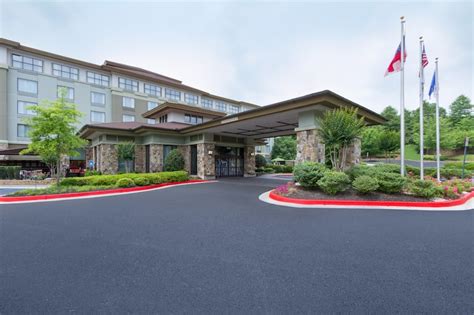 Hilton Garden Inn Outdoor Pool Hotels Near Truist Park Atlanta Ga Find Hotels Hilton