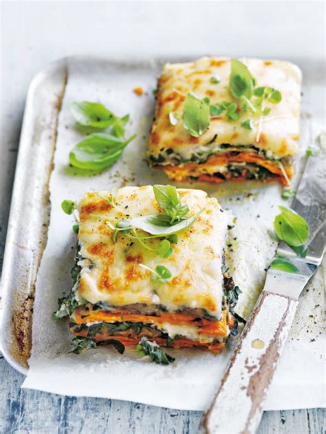 There are no holidays without delicious meals typical of this or that country. 19 Fabulous Christmas Eve Dinner Recipe Ideas | Recipes, Vegetarian recipes, Cooking recipes
