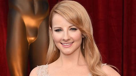 Big Bang Theorys Melissa Rauch Announces Pregnancy After Miscarriage