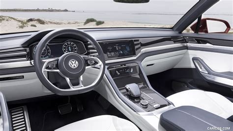 … it also features advanced technology such a forward collision warning with emergency braking, advanced. 2018 Volkswagen Atlas Cross Sport Concept - Interior | HD ...