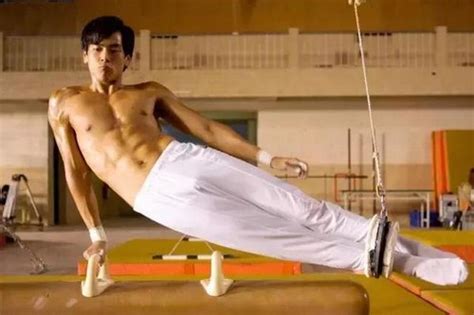 Eddie peng hay bành vu yến (sinh ngày 24 tháng 3 năm 1982; Bành Vu Yến: Cậu bé bánh bao trở thành diễn viên triệu đô | Lang sao