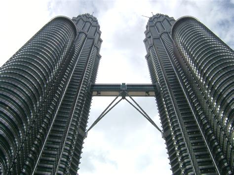 Близнецы петронас (petronas twin towers). PETRONAS Twin Towers - Worlds Ultimate