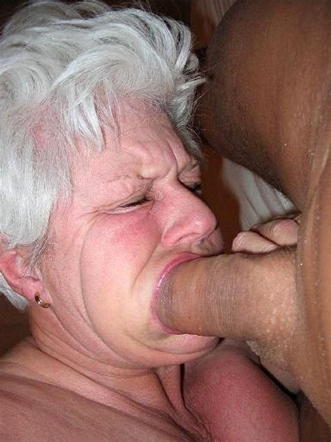 Porn Pics Of Unclad Granny Gives Blowjobs Maturegrannypussy