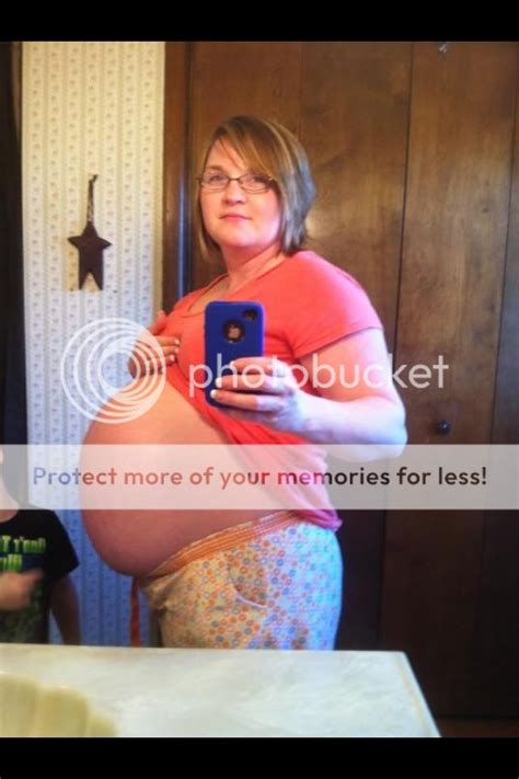 Let S See The Beautiful Twin Baby Bump Pics Babycenter