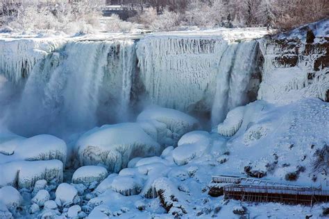 See The Incredible Photos Of Niagara Falls Frozen Over