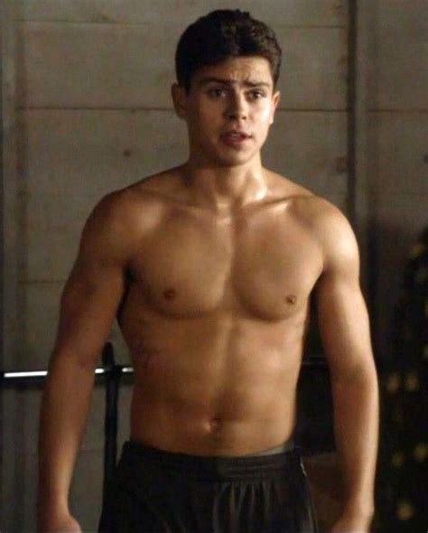 Jake Shirtless In The Fosters Actor Picture Actor Photo Max Russo