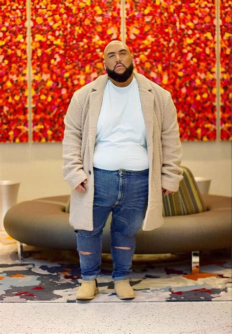 Plus Size Male Model Share Eccentric Photos To Encourage