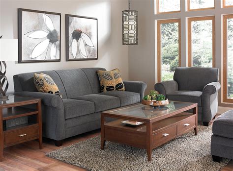 Broyhill Furniture Greenwich Transitional Sofa With Rolled Arms And