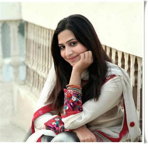 Hot Pakistani Beautiful Girls Wallpapers Hd Wallpapers