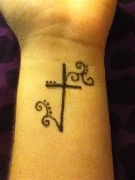It's a great design from @hina_desings. Best 25+ Simple henna designs ideas on Pinterest | Simple ...
