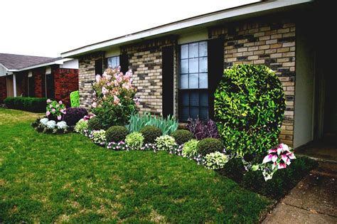 Simple Front Yard Landscaping Ideas For Ranch Style Homes