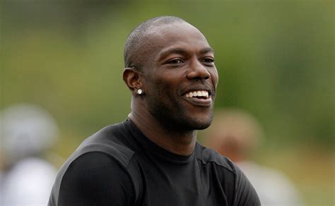 Terrell Owens Loses Race Against Ex Nfl Players Fox Sports