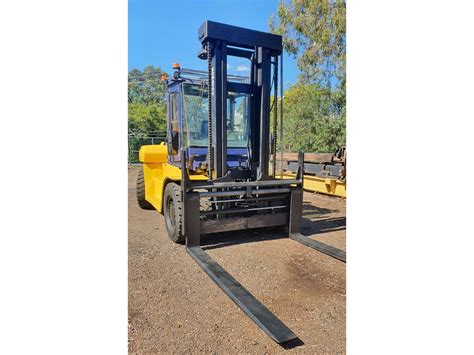 Komatsu Fd100 6 10ton 4m Lift Diesel Forklift Forklift Finder Service