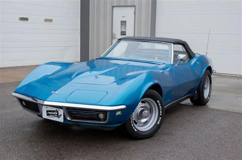 1968 Chevy Chevrolet Corvette C3 Blue Convertible Cars