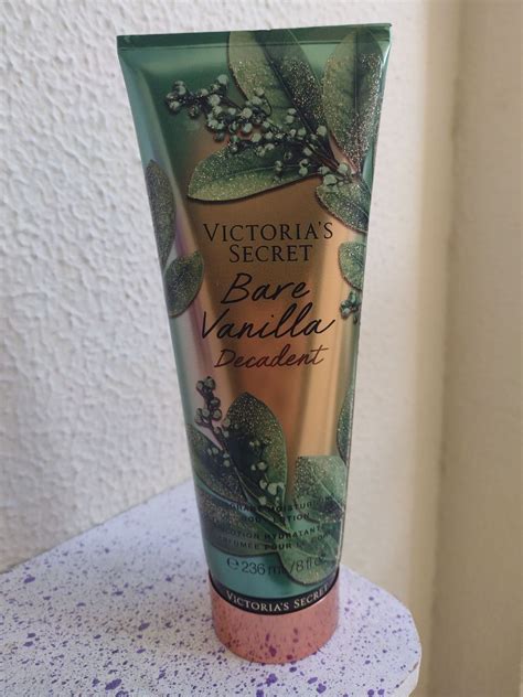 01 Hidratante Bare Vanilla Decadent Perfume Feminino Victorias Secret