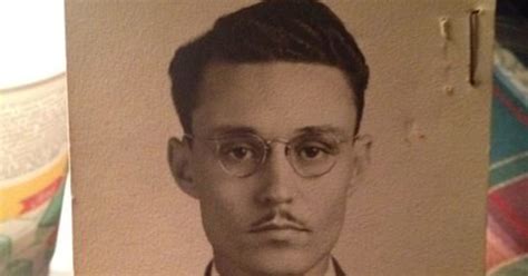 I think, he has great sense of humor. This Dude's Great-Grandpa Looks Exactly Like Johnny Depp ...