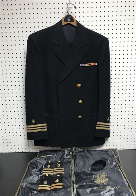 Stores leave much to be desired. Auction Exchange USA - WWII US Navy Officer's Uniform
