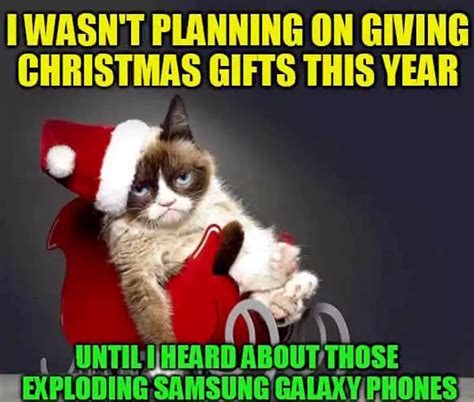 51 Most Funny Merry Christmas Elf Memes 2022 Quotesprojectcom