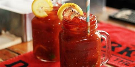 Jus tomat kaya akan nutrisi seperti magnesium, kalium, besi, yodium, kalium, zink, fluoride, vitamin a, c, asam organik dan banyak lagi. Konsumsi 6 Macam Jus Sayur Ini untuk Dapatkan Kulit ...