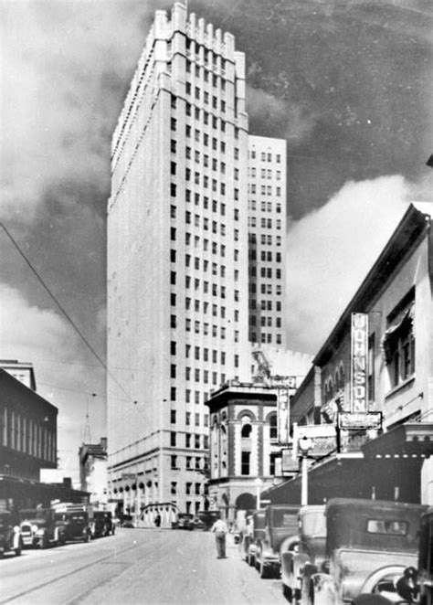 Ca 1932 Nix Professional Building Photo Shows View Looking North On