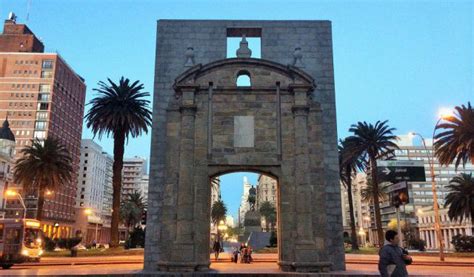 Top 7 Walking Tours In Montevideo Uruguay To Explore The City