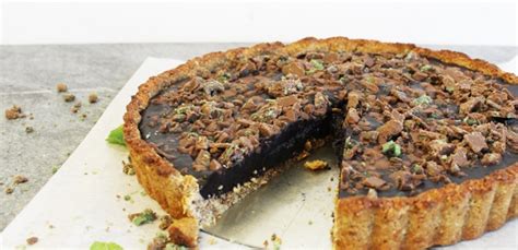 Check spelling or type a new query. WATCH: Dark chocolate Peppermint Crisp tart | Food24