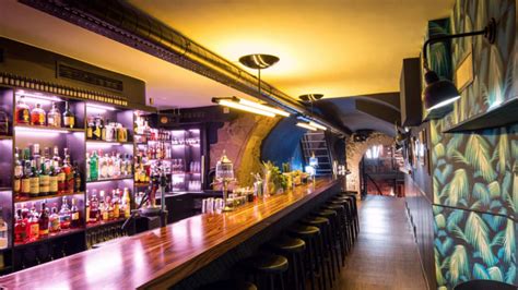 So sieht die trophäe des neuesten klubwettbewerbs der uefa aus. Mixology Bar Awards 2018 - Das „One Trick Pony" ist ...