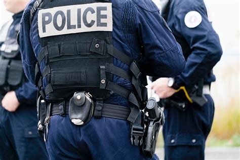 Lyon  altercation entre la police et douze personnes dans le 9e