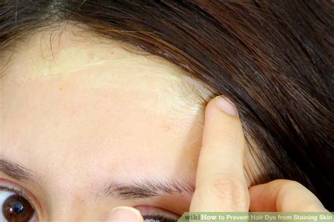 Dyeing your hair a different color is an easy way to completely change your look. How to Prevent Hair Dye from Staining Skin: 9 Steps