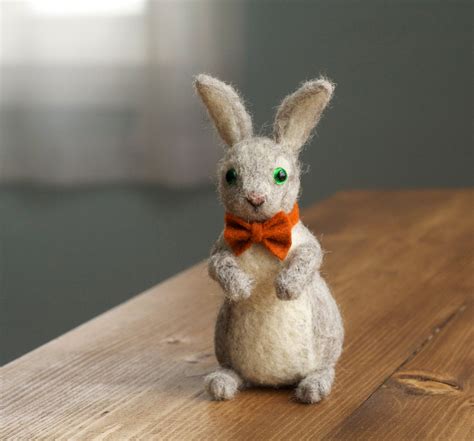 17 Cute And Handmade Needle Felted Easter Decorations