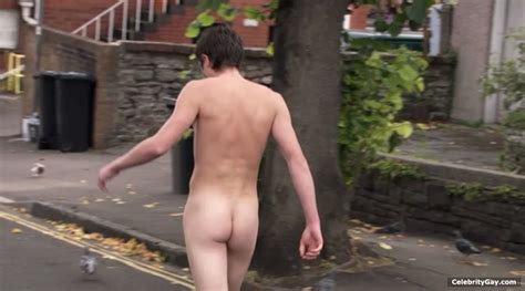 Joe Dempsie Nude Pantsed Naked Telegraph